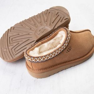 UGG Kid’s Tasman, Suede. Only worn no more than 3 times for very little time.